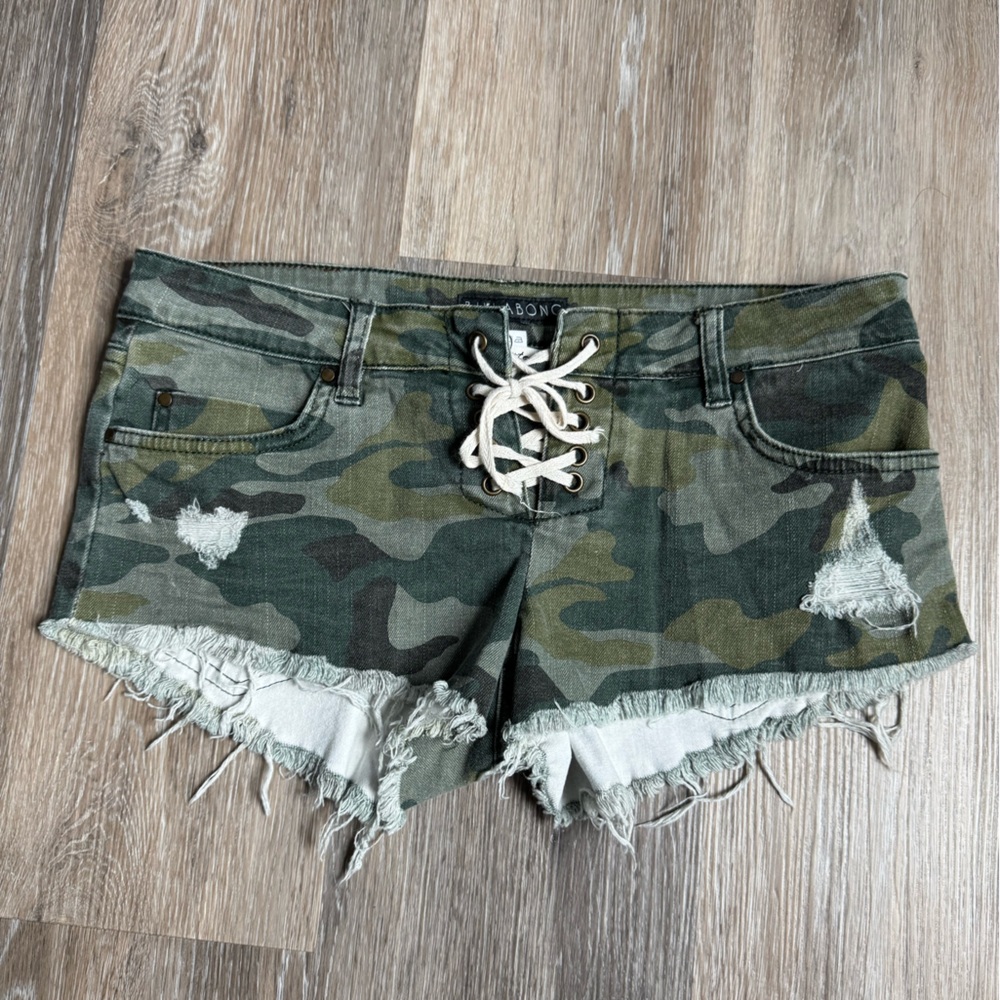 Billabong Green Camouflage Shorts